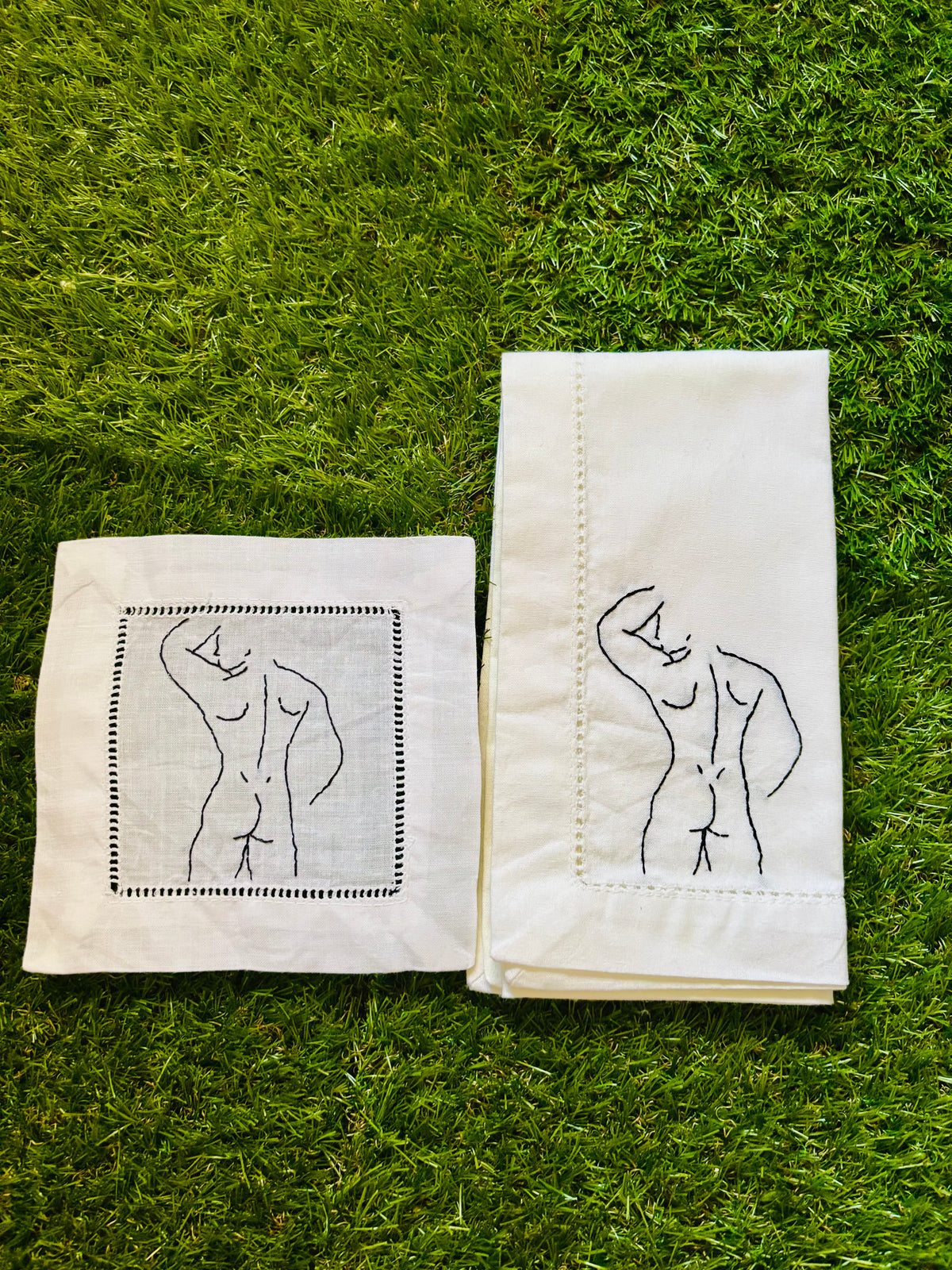 Nude Male Dinner Napkins - The La Bare Collection