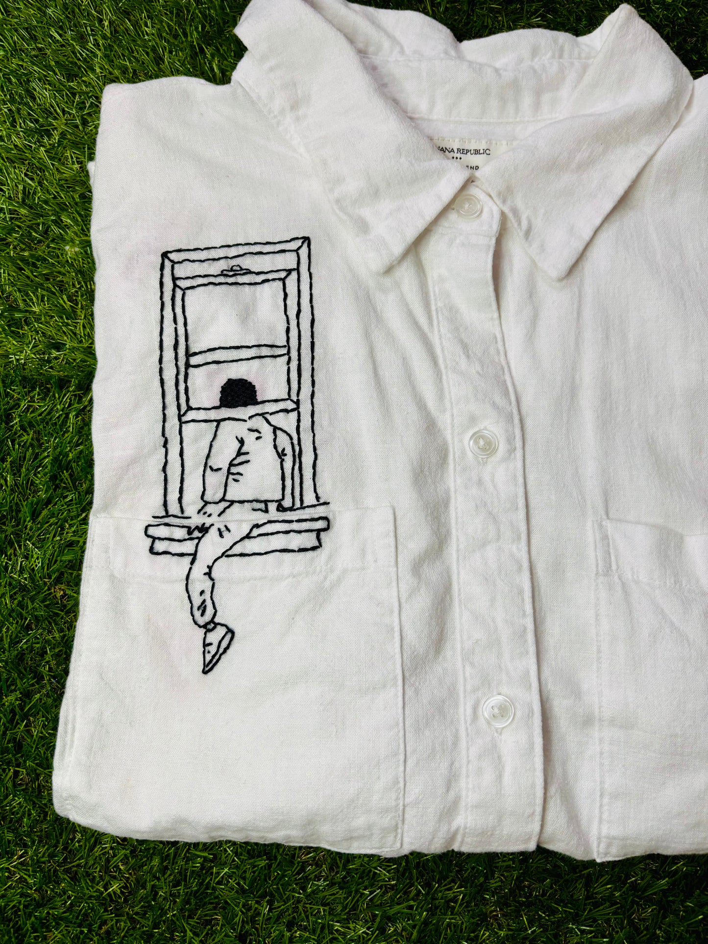 Smooth Criminal Hand Embroidered Buttondown
